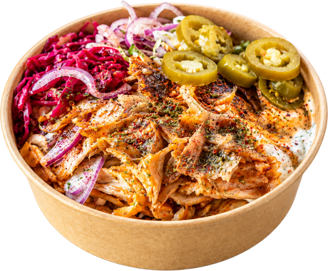 Bowl mit Fleisch, Salat und Soße